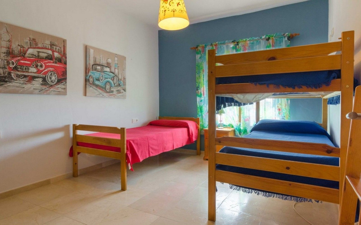 4 Bed Townhouse for sale in Estepona Costa Del Sol, Málaga, Spain