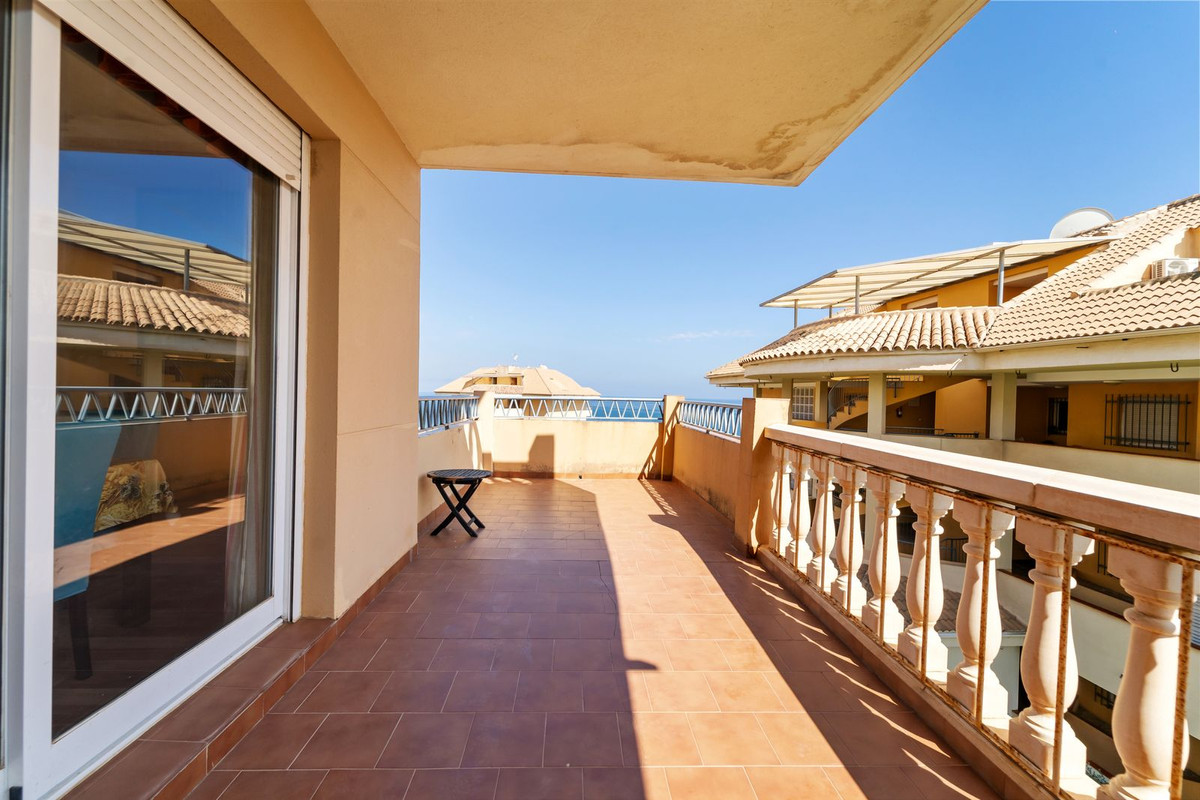 Se vende Apartamento Planta Media de 3 dormitorios en Costa Del Sol, Málaga, España