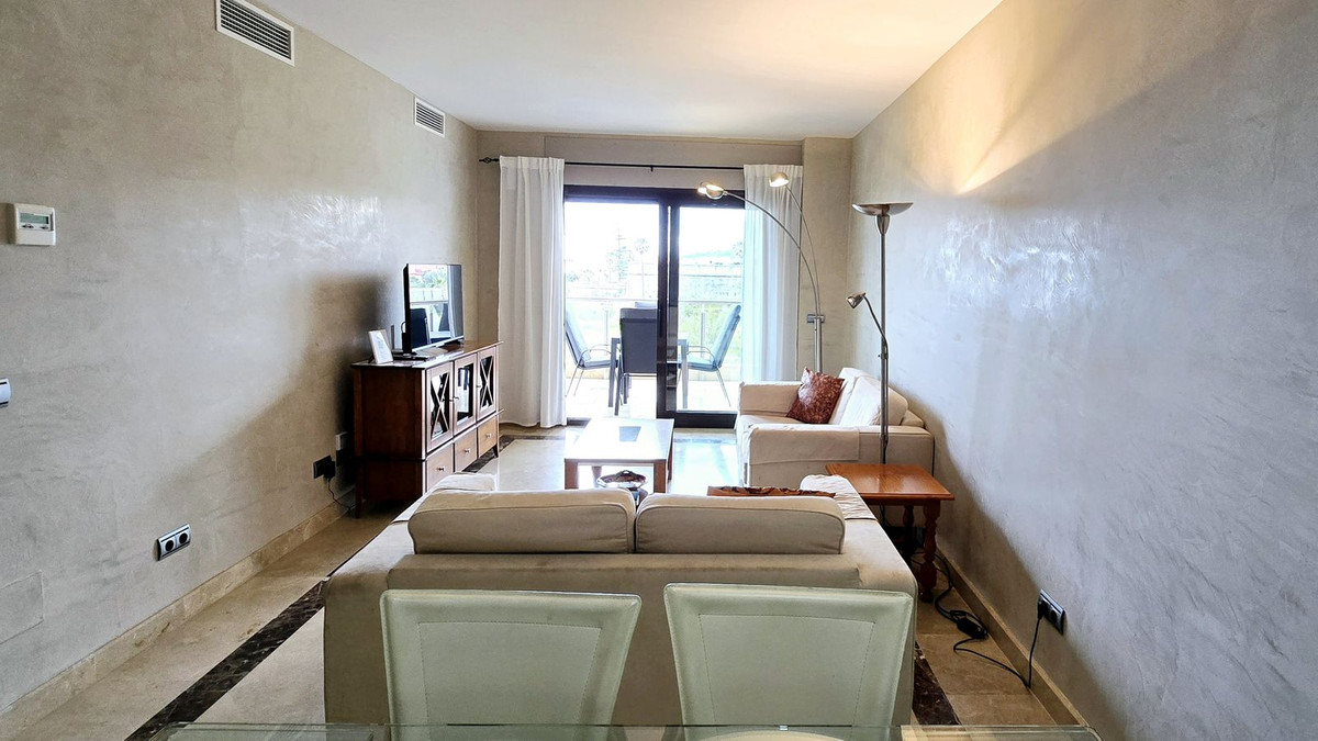 Se vende Apartamento Planta Media de 2 dormitorios en Costa Del Sol, Málaga, España