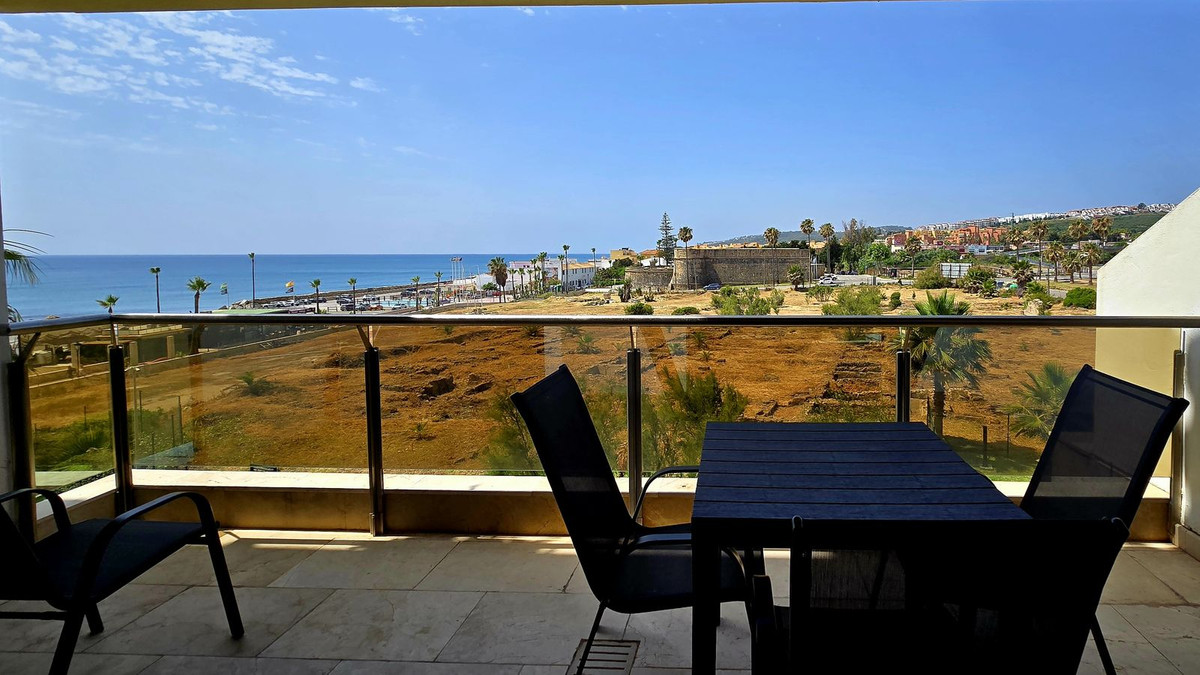 Se vende Apartamento Planta Media de 2 dormitorios en Costa Del Sol, Málaga, España