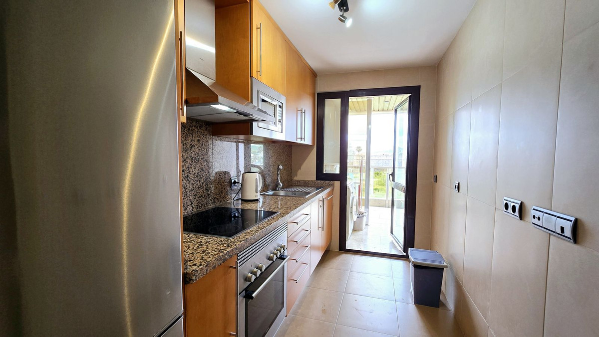 Se vende Apartamento Planta Media de 2 dormitorios en Costa Del Sol, Málaga, España