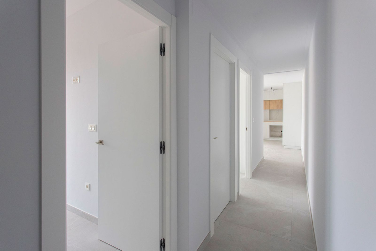Se vende Apartamento Planta Media de 2 dormitorios en Costa Blanca, Alicante, España