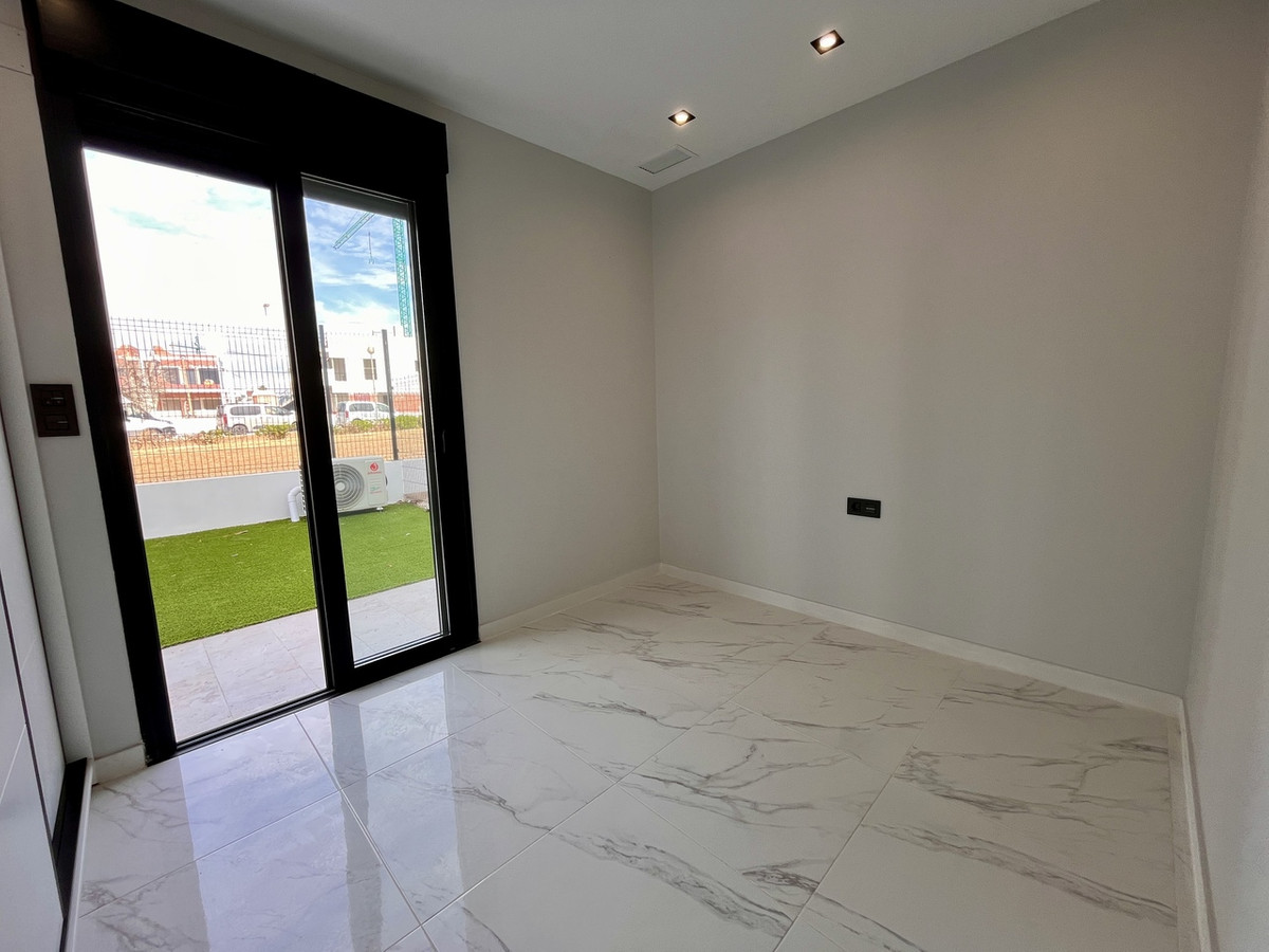 3 Bed Apartment for sale in Playa Flamenca Costa Blanca, Alicante, Spain