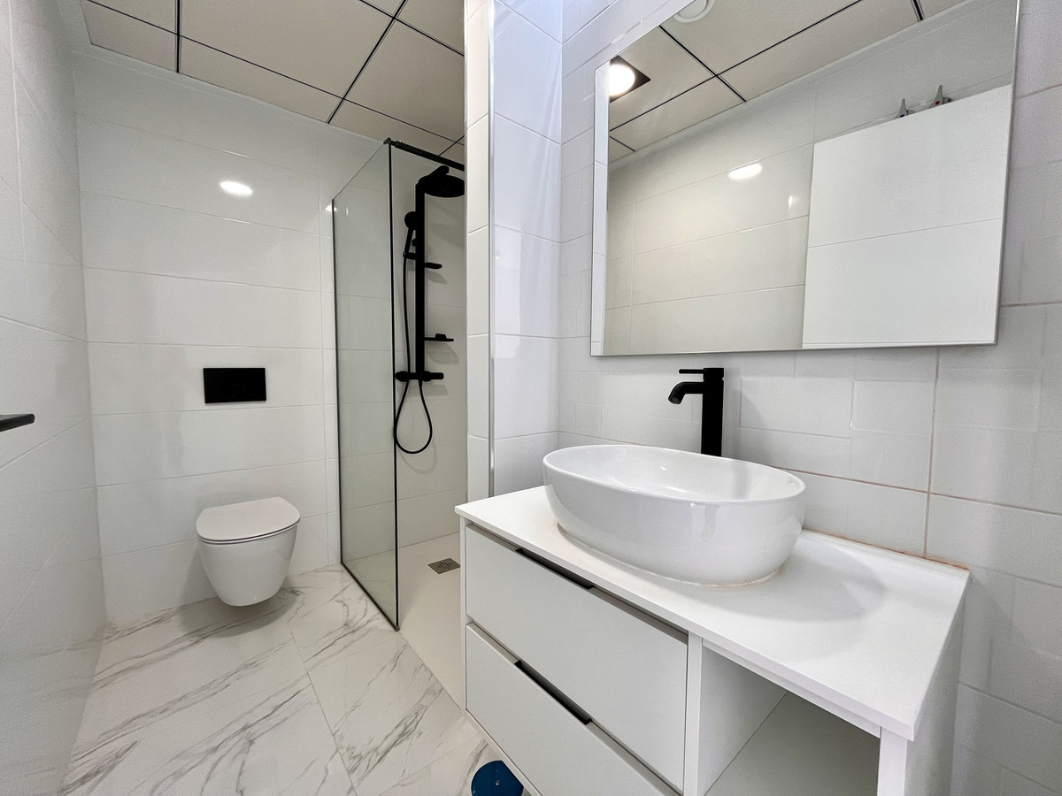 3 Bed Apartment for sale in Playa Flamenca Costa Blanca, Alicante, Spain