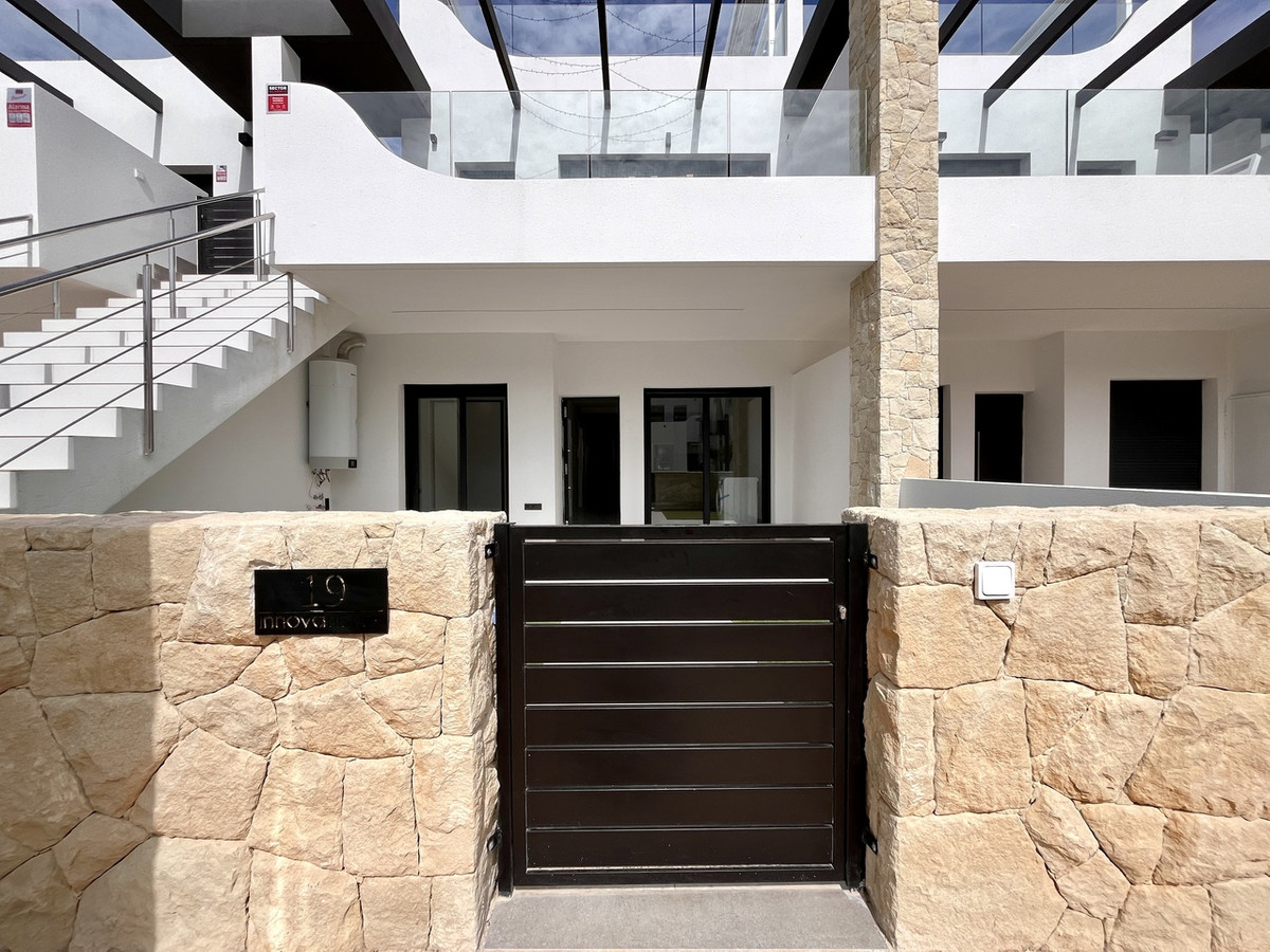 3 Bed Apartment for sale in Playa Flamenca Costa Blanca, Alicante, Spain