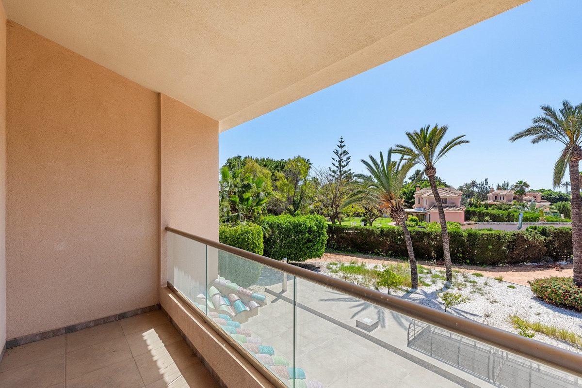5 Bed Townhouse for sale in Elche Costa Blanca, Alicante, Spain