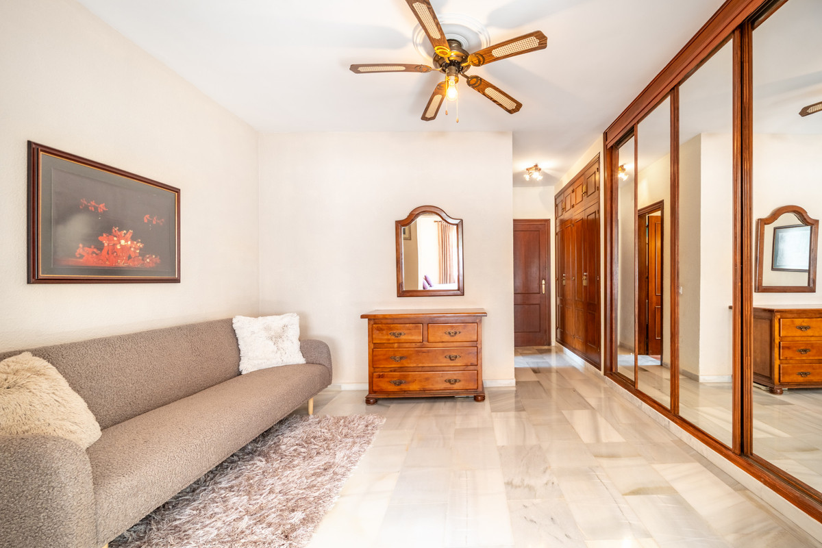 4 Bed Townhouse for sale in El Rosario Costa Del Sol, Málaga, Spain