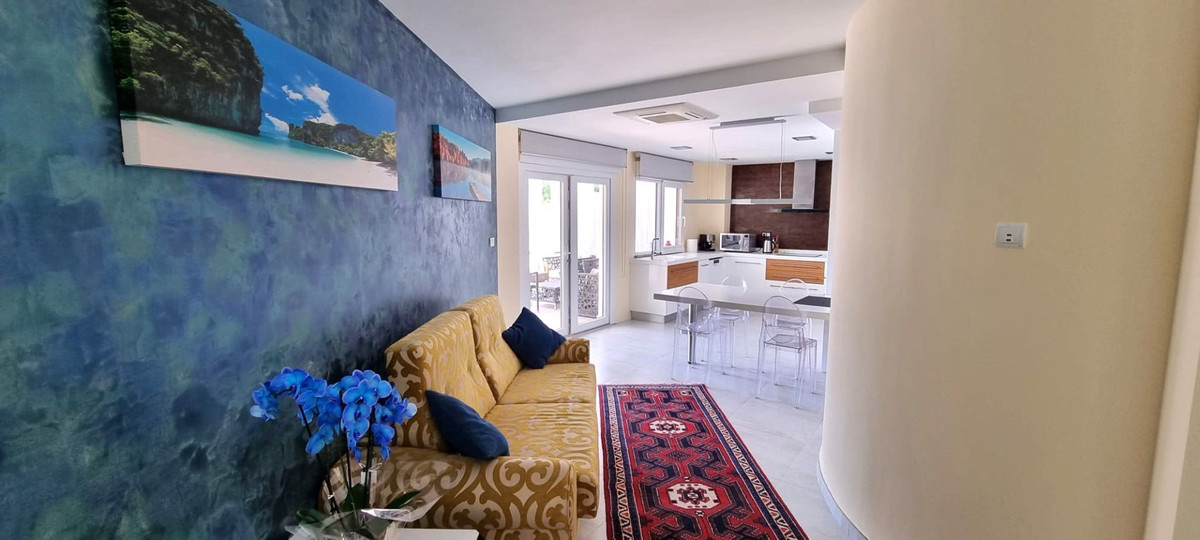 7 Bed Townhouse for sale in Altea Costa Blanca, Alicante, Spain