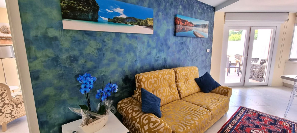 7 Bed Townhouse for sale in Altea Costa Blanca, Alicante, Spain