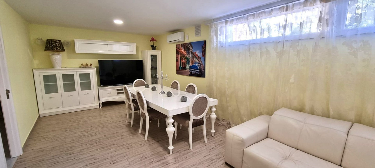 7 Bed Townhouse for sale in Altea Costa Blanca, Alicante, Spain