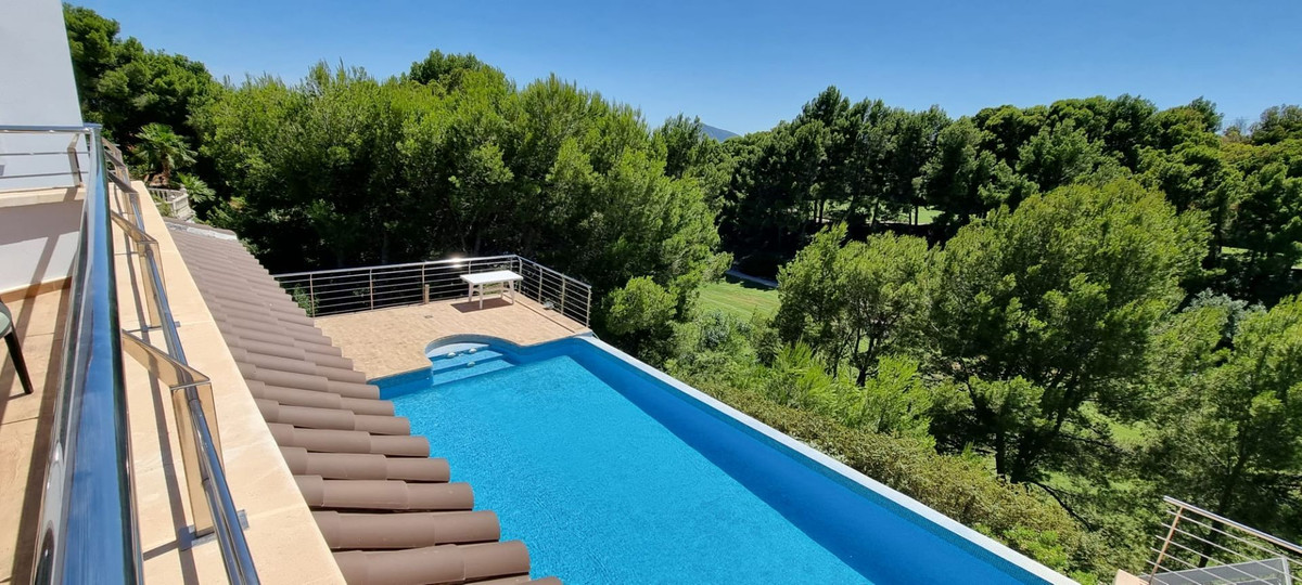 7 Bed Townhouse for sale in Altea Costa Blanca, Alicante, Spain