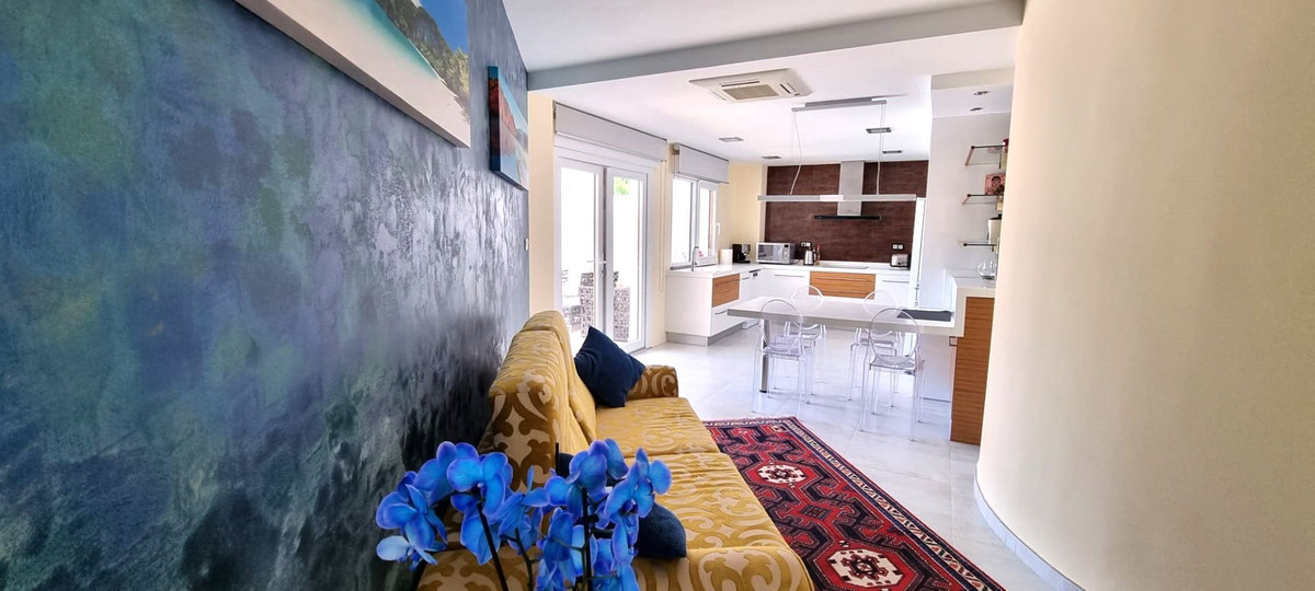 7 Bed Townhouse for sale in Altea Costa Blanca, Alicante, Spain