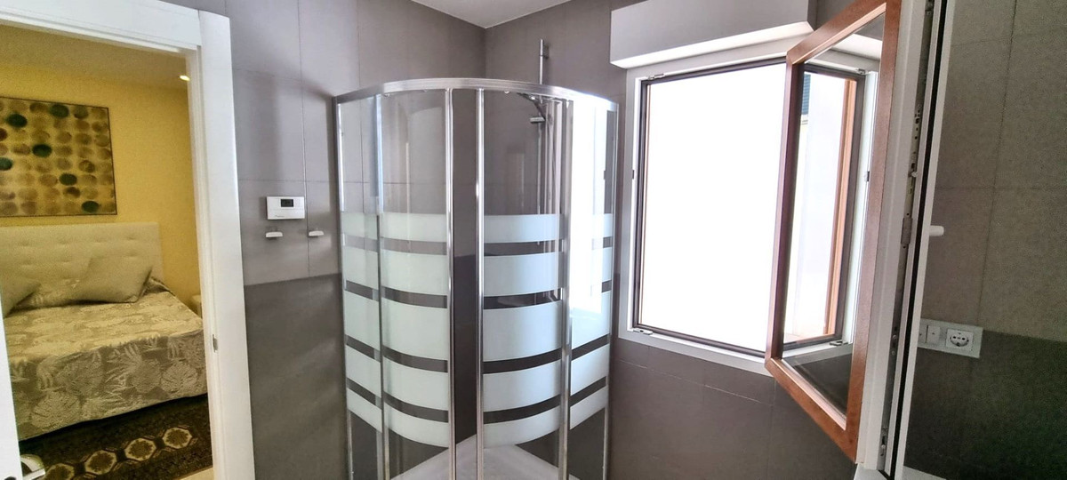 7 Bed Townhouse for sale in Altea Costa Blanca, Alicante, Spain