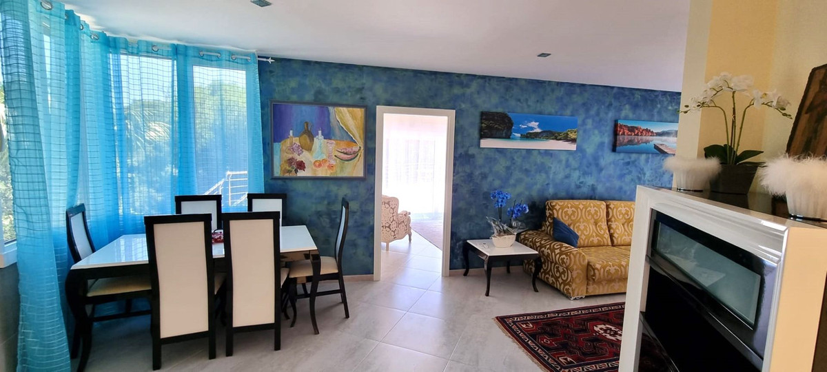 7 Bed Townhouse for sale in Altea Costa Blanca, Alicante, Spain