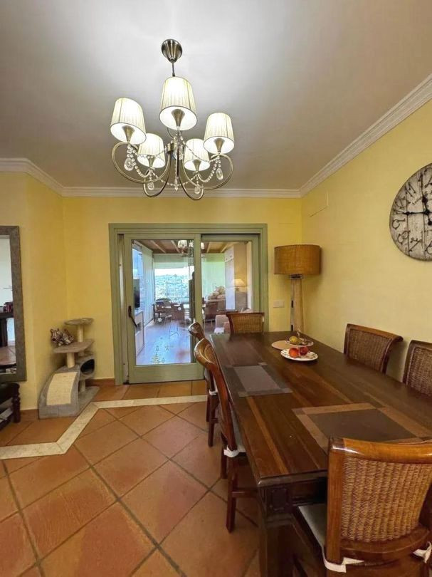Se vende Villa - Chalet de 3 dormitorios en Costa Del Sol, Cadiz, España