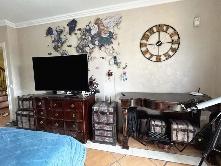 Se vende Villa - Chalet de 3 dormitorios en Costa Del Sol, Cadiz, España