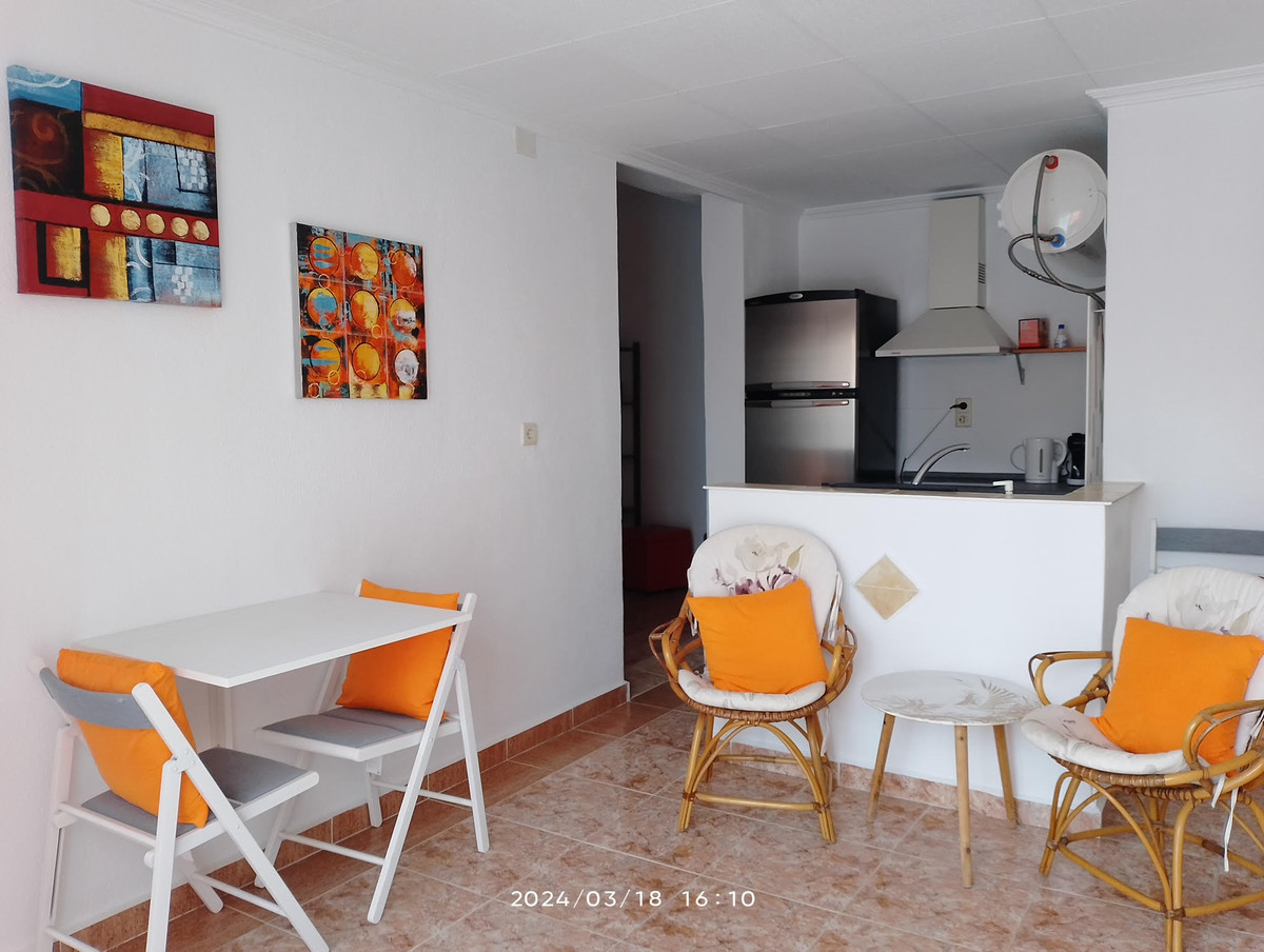 7 Bed Townhouse for sale in Torrevieja Costa Blanca, Alicante, Spain