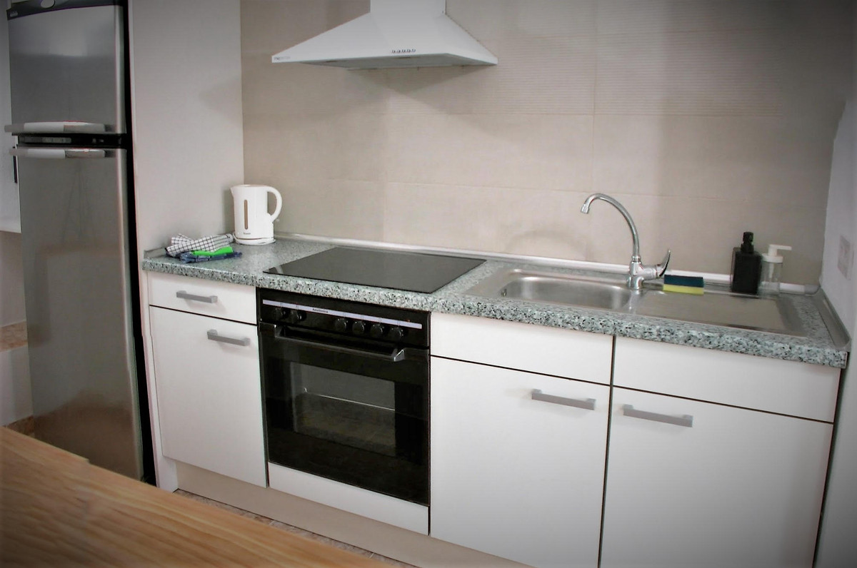 7 Bed Townhouse for sale in Torrevieja Costa Blanca, Alicante, Spain