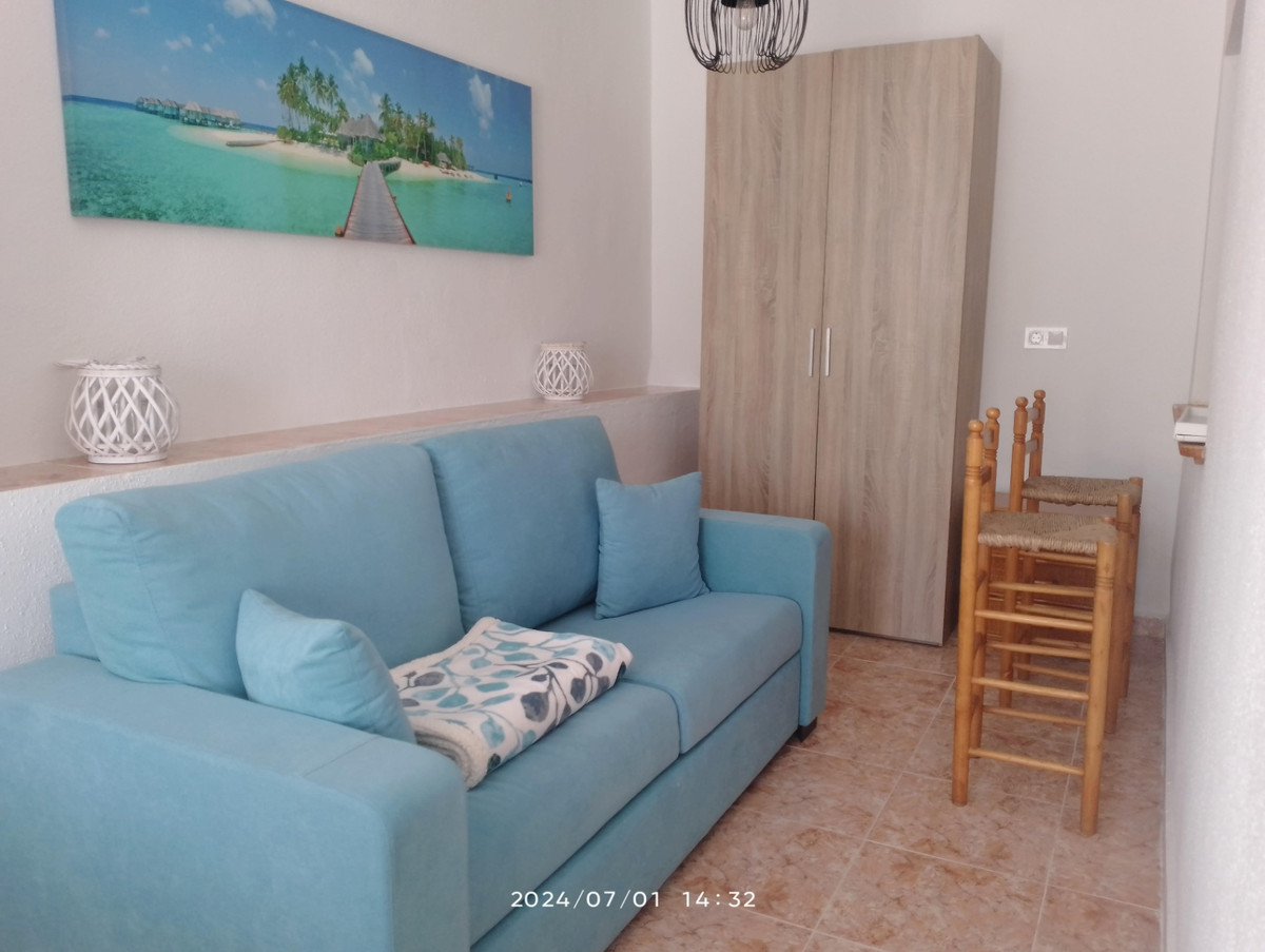 7 Bed Townhouse for sale in Torrevieja Costa Blanca, Alicante, Spain