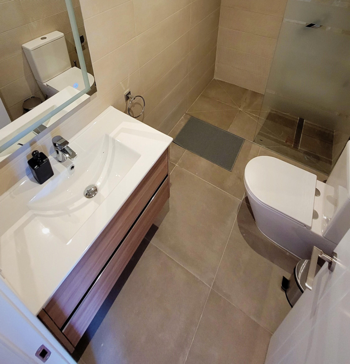 7 Bed Townhouse for sale in Torrevieja Costa Blanca, Alicante, Spain