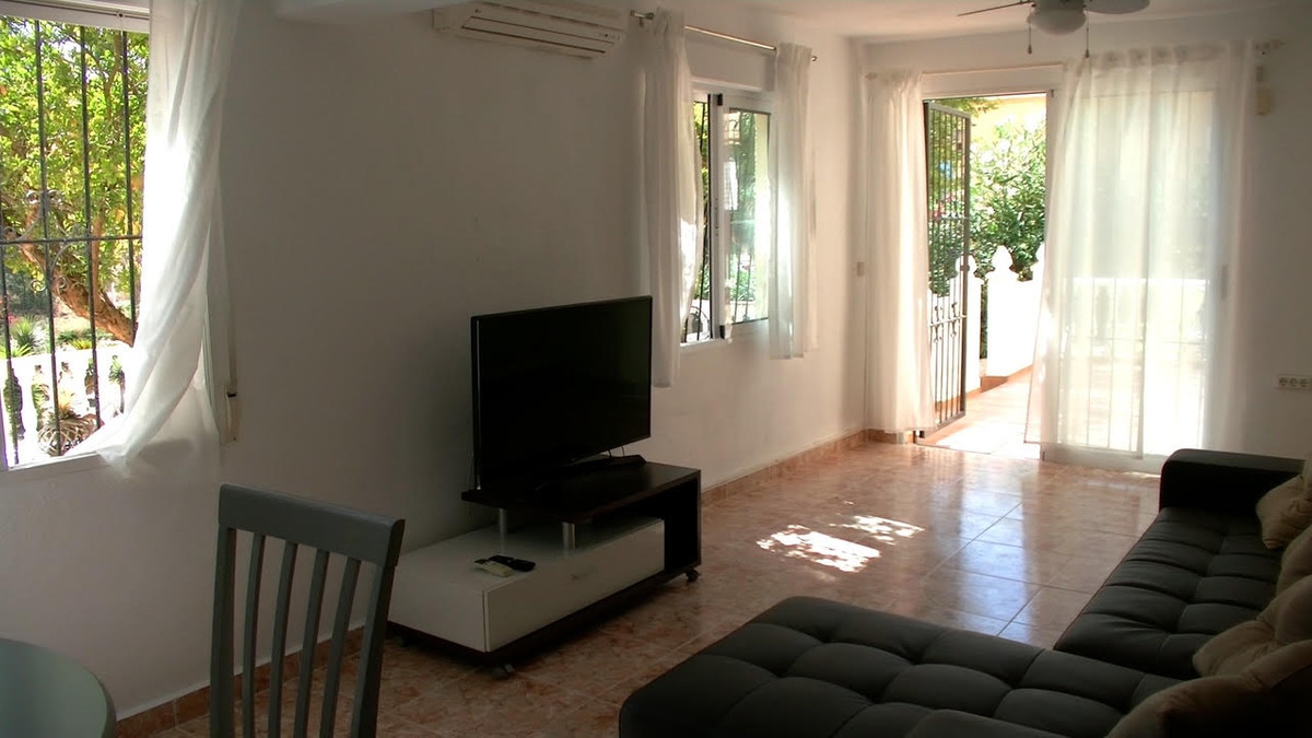 7 Bed Townhouse for sale in Torrevieja Costa Blanca, Alicante, Spain