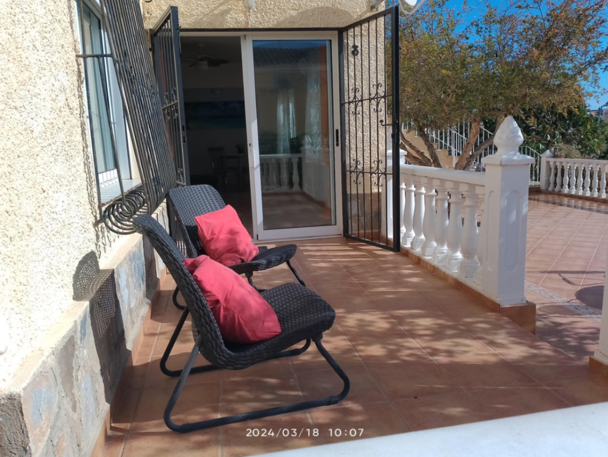 7 Bed Townhouse for sale in Torrevieja Costa Blanca, Alicante, Spain