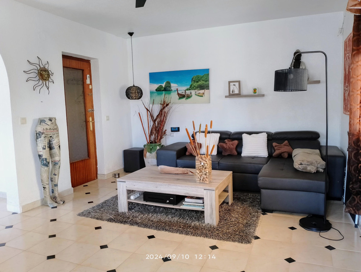 7 Bed Townhouse for sale in Torrevieja Costa Blanca, Alicante, Spain