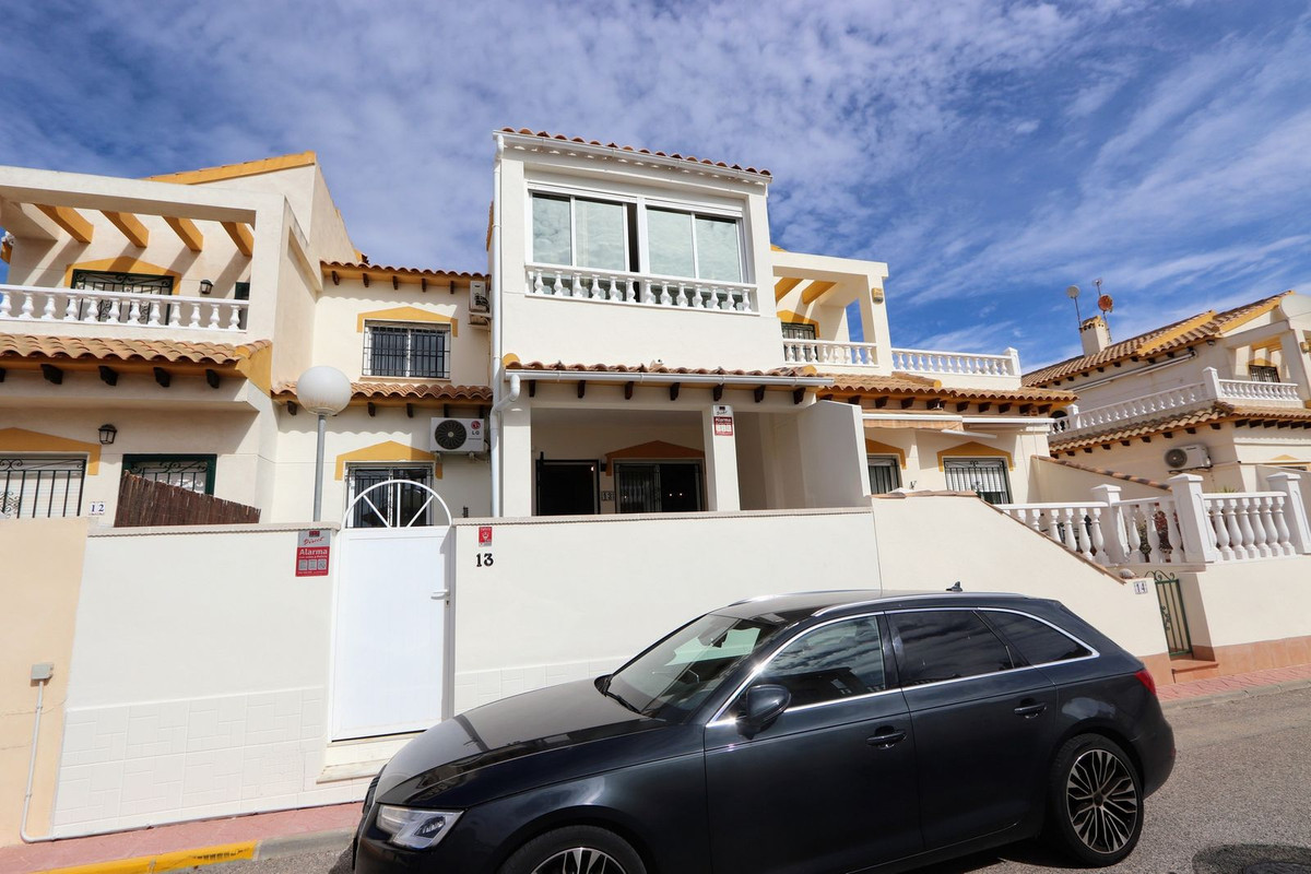 Se vende Adosada de 3 dormitorios en Costa Blanca, Alicante, España