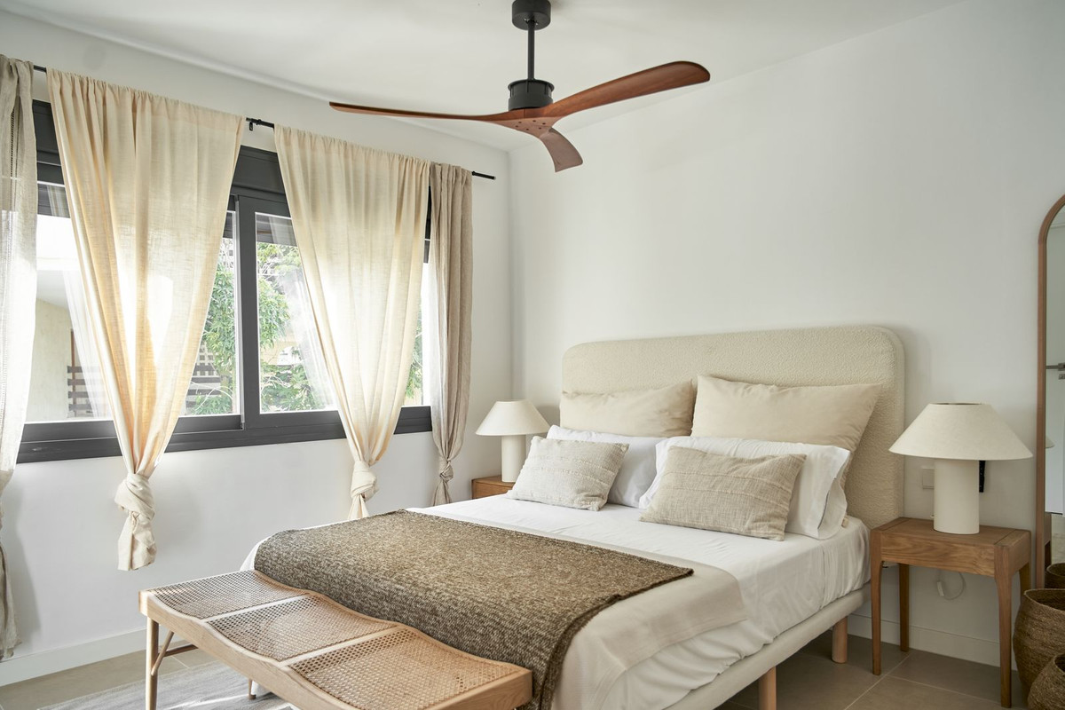 3 Bed Townhouse for sale in El Paraiso Costa Del Sol, Málaga, Spain
