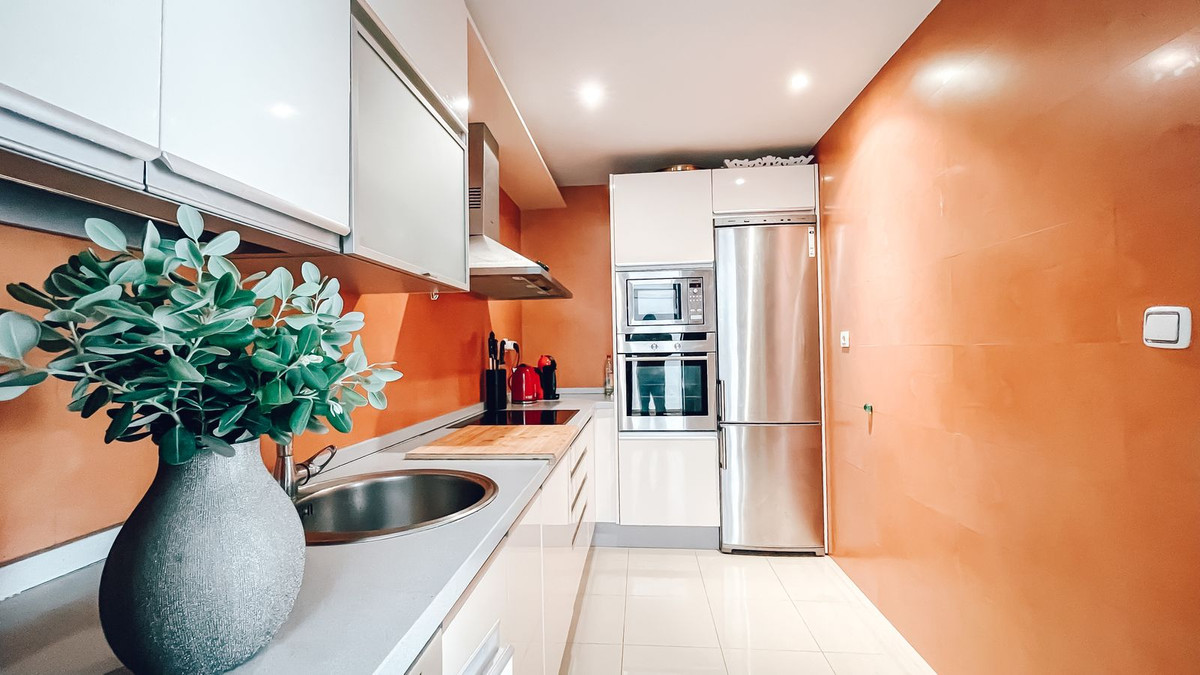 2 Bed Apartment for sale in Puerto Banús Costa Del Sol, Málaga, Spain