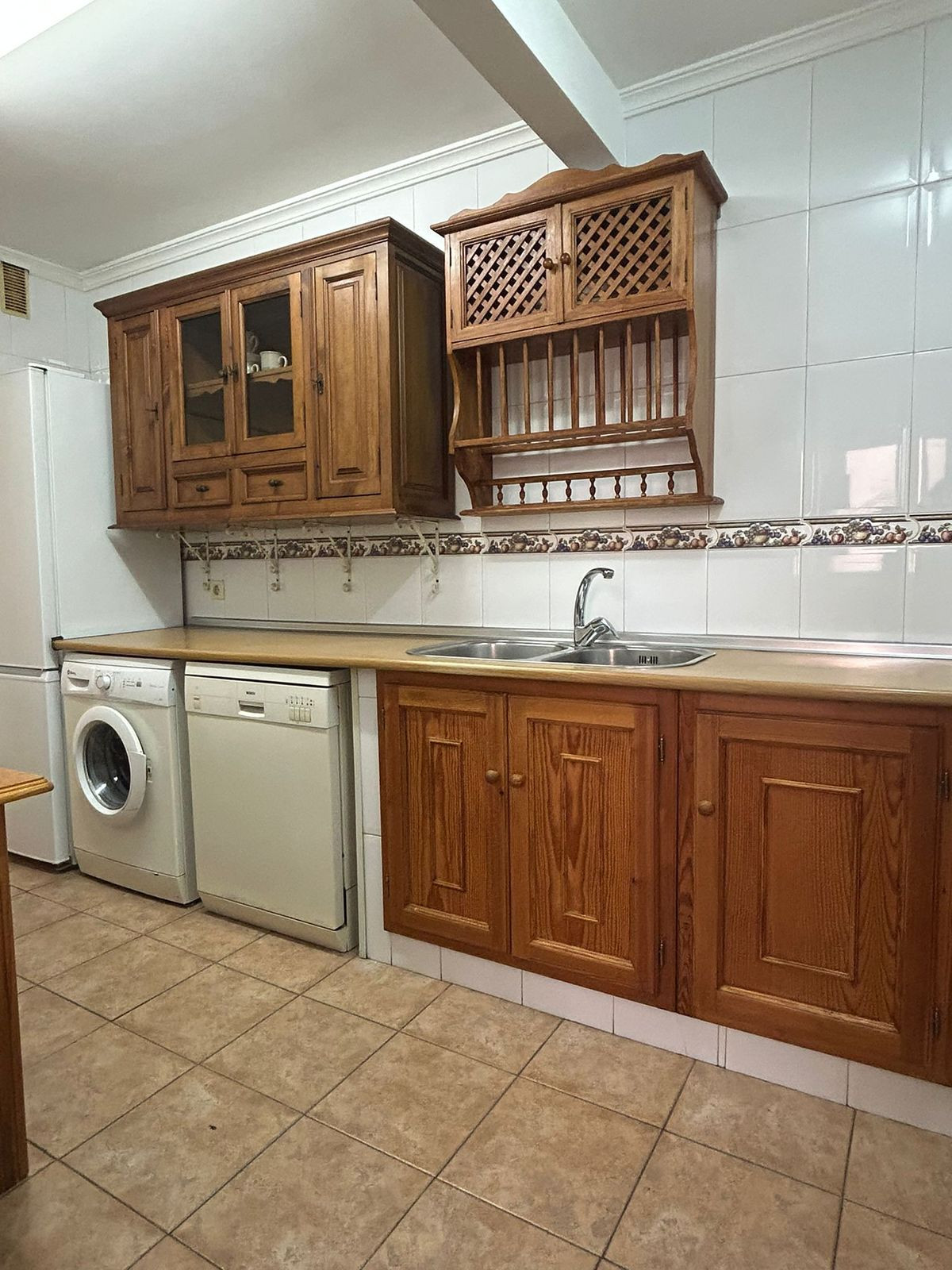 4 Bed Apartment for sale in Estepona Costa Del Sol, Málaga, Spain