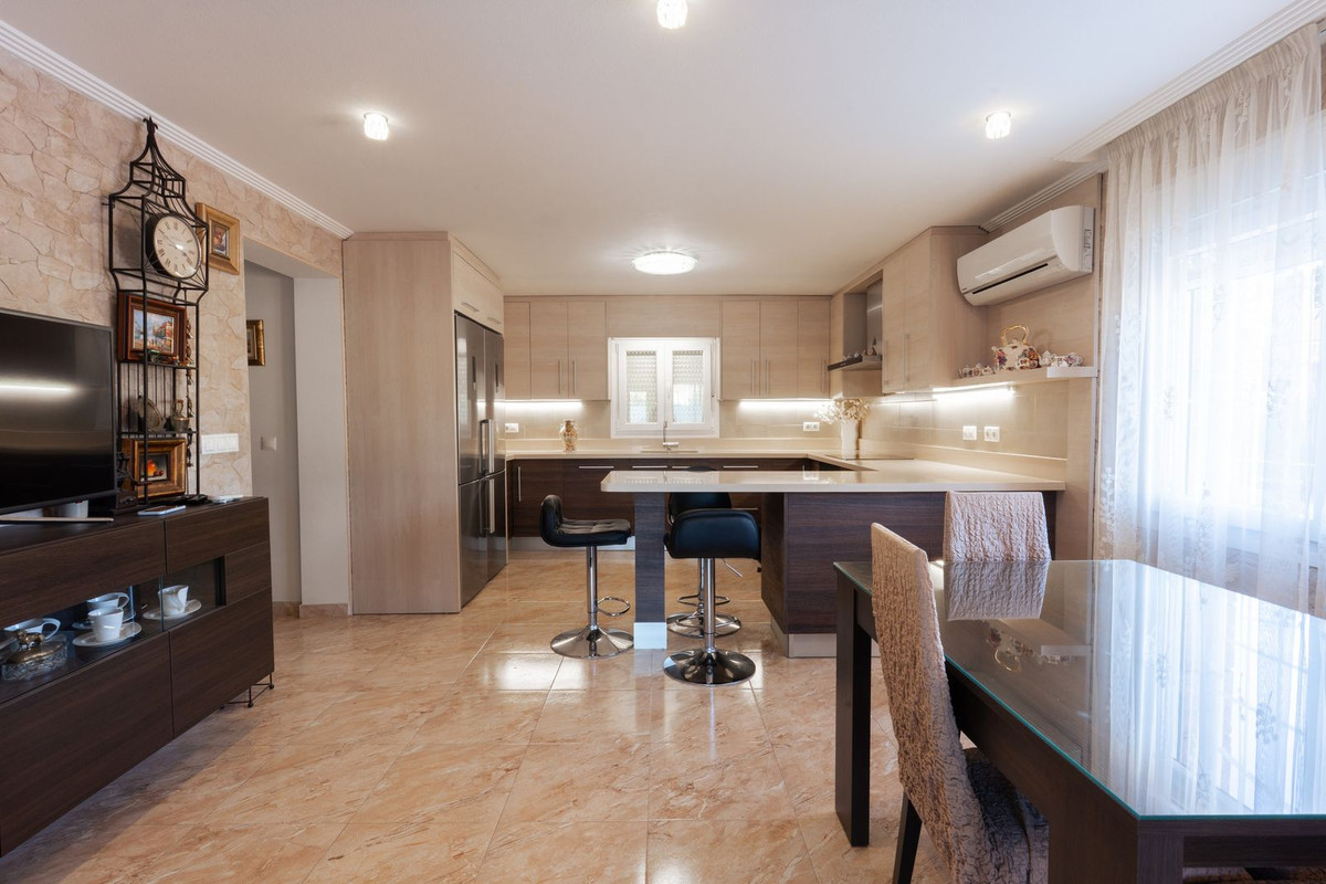 7 Bed Townhouse for sale in Los Balcones Costa Blanca, Alicante, Spain