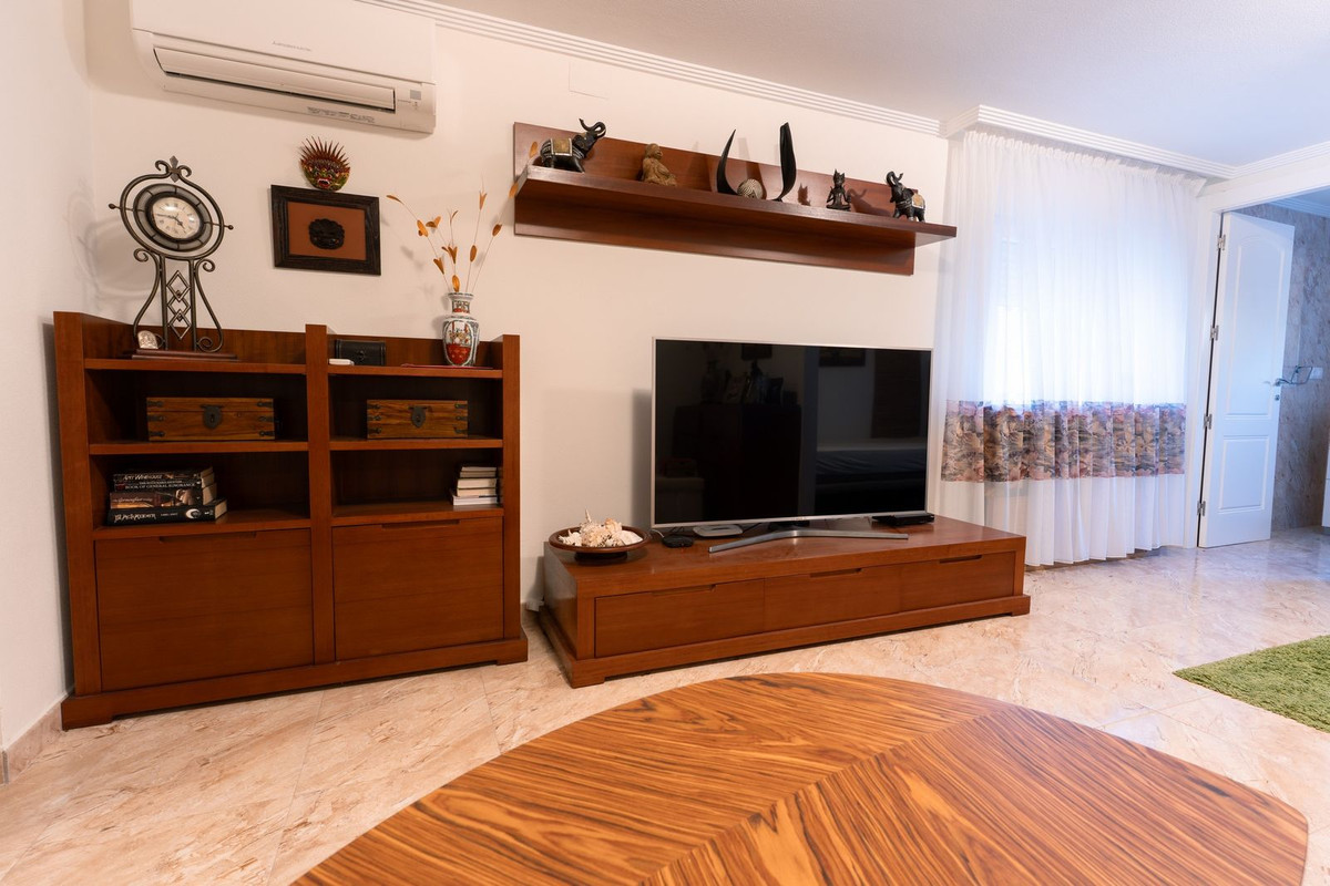 7 Bed Townhouse for sale in Los Balcones Costa Blanca, Alicante, Spain