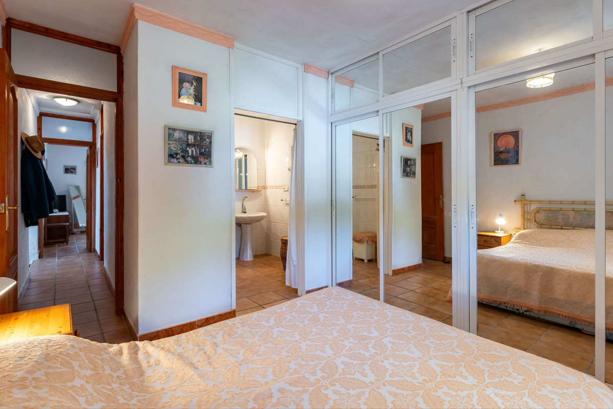 3 Bed Townhouse for sale in Coín Costa Del Sol, Málaga, Spain