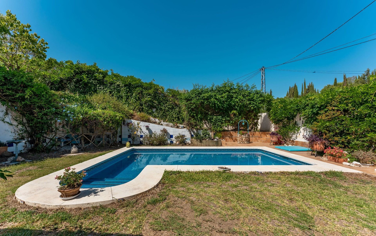 3 Bed Townhouse for sale in Coín Costa Del Sol, Málaga, Spain
