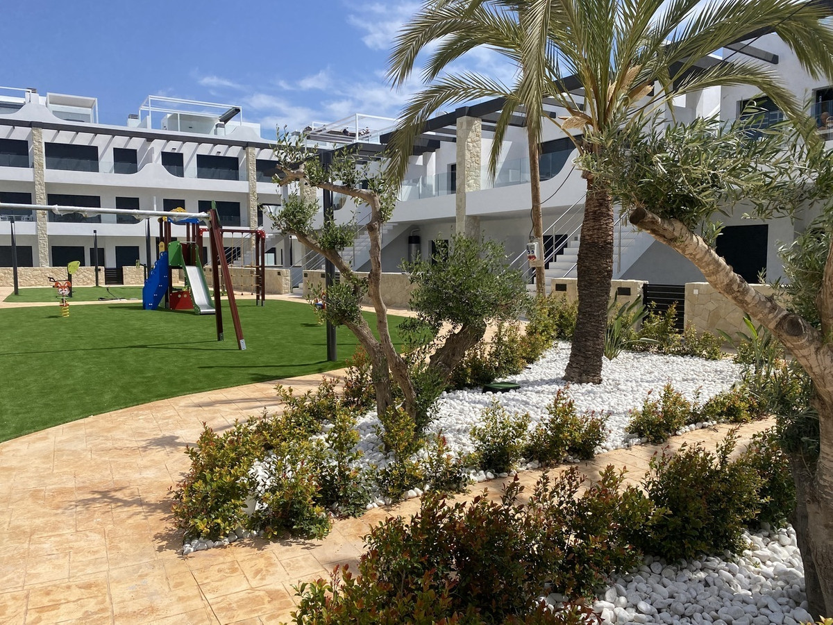 3 Bed Apartment for sale in Punta Prima Costa Blanca, Alicante, Spain