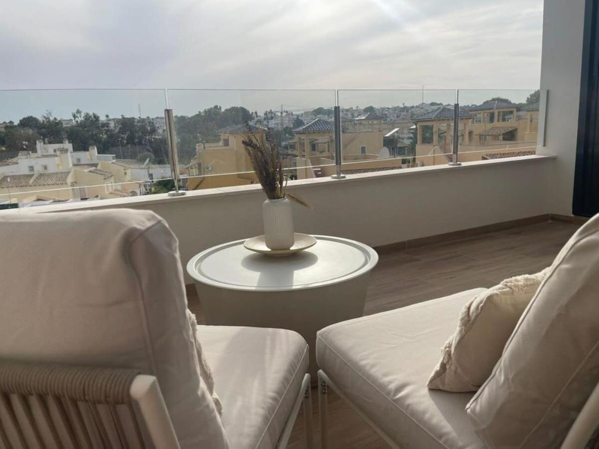2 Bed Apartment for sale in Villamartin Costa Blanca, Alicante, Spain