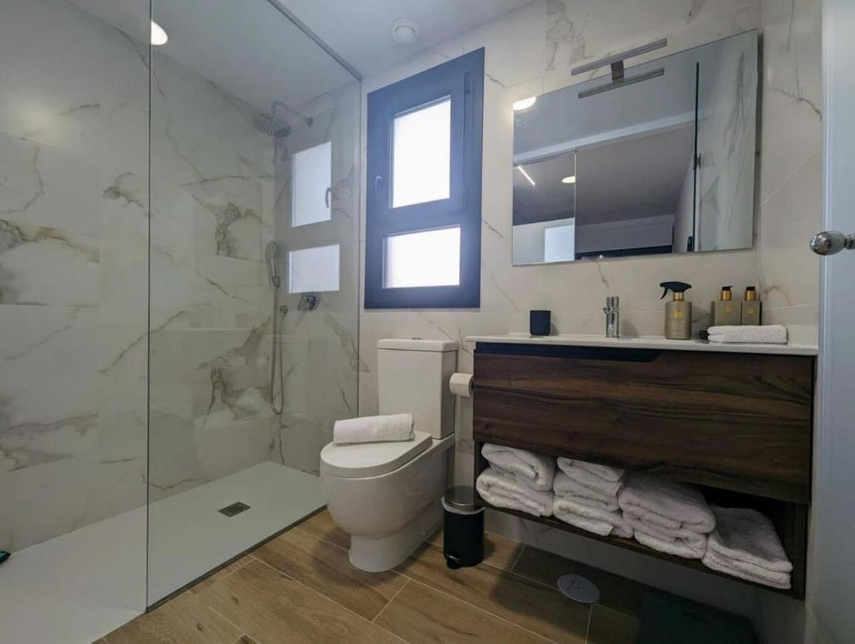 2 Bed Apartment for sale in Villamartin Costa Blanca, Alicante, Spain