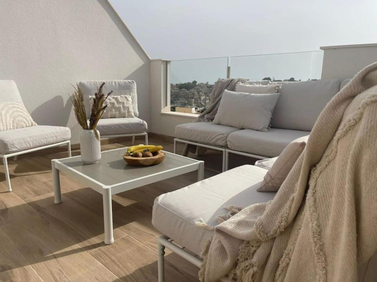 2 Bed Apartment for sale in Villamartin Costa Blanca, Alicante, Spain
