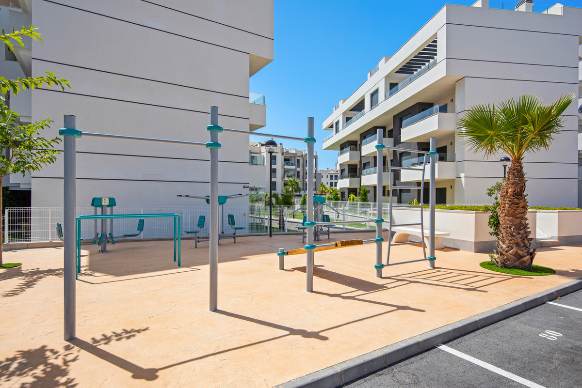 2 Bed Apartment for sale in Villamartin Costa Blanca, Alicante, Spain