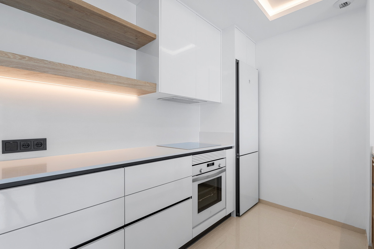 Se vende Apartamento Planta Media de 2 dormitorios en Costa Blanca, Alicante, España