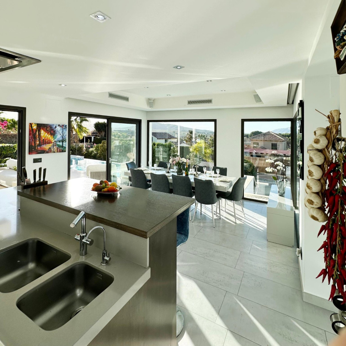 5 Bed Townhouse for sale in Javea Costa Blanca, Alicante, Spain