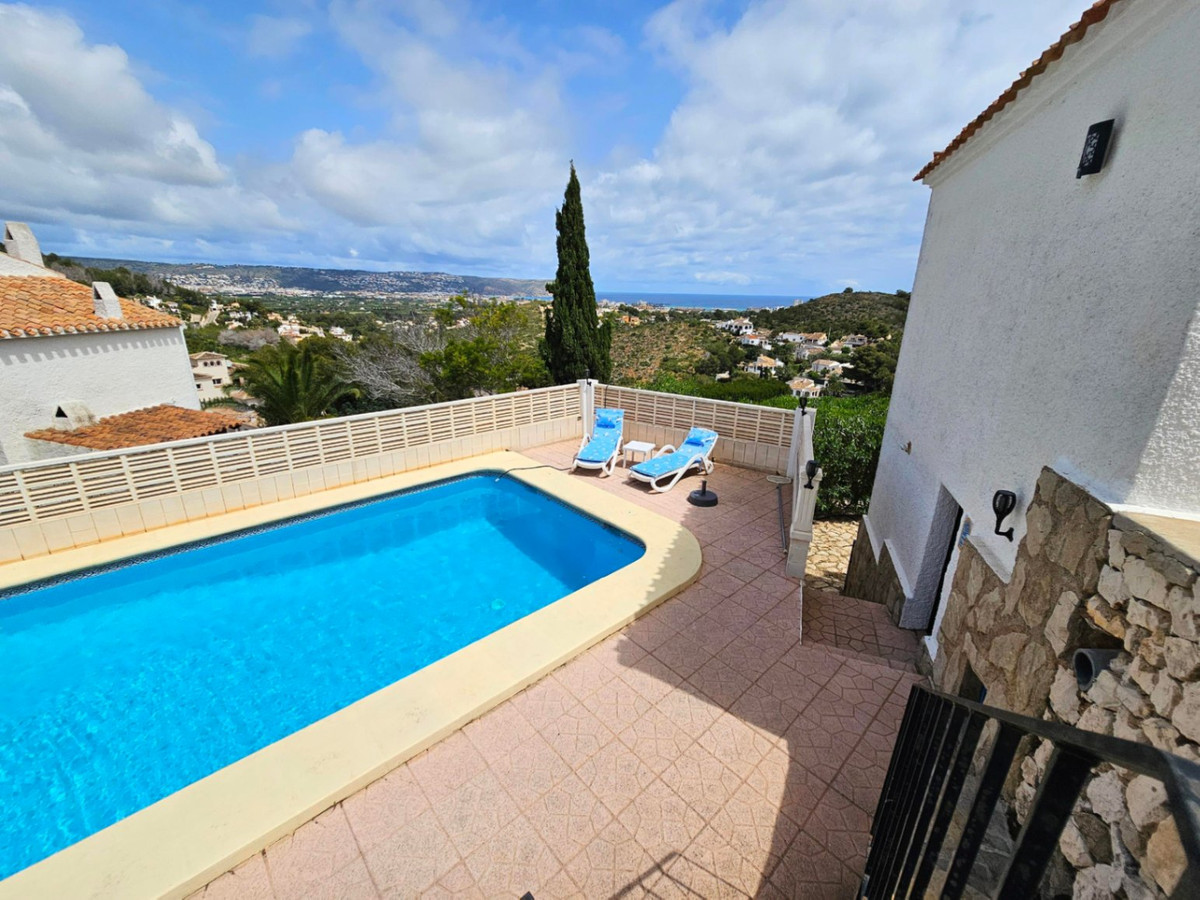 Se vende Villa - Chalet de 3 dormitorios en Costa Blanca, Alicante, España