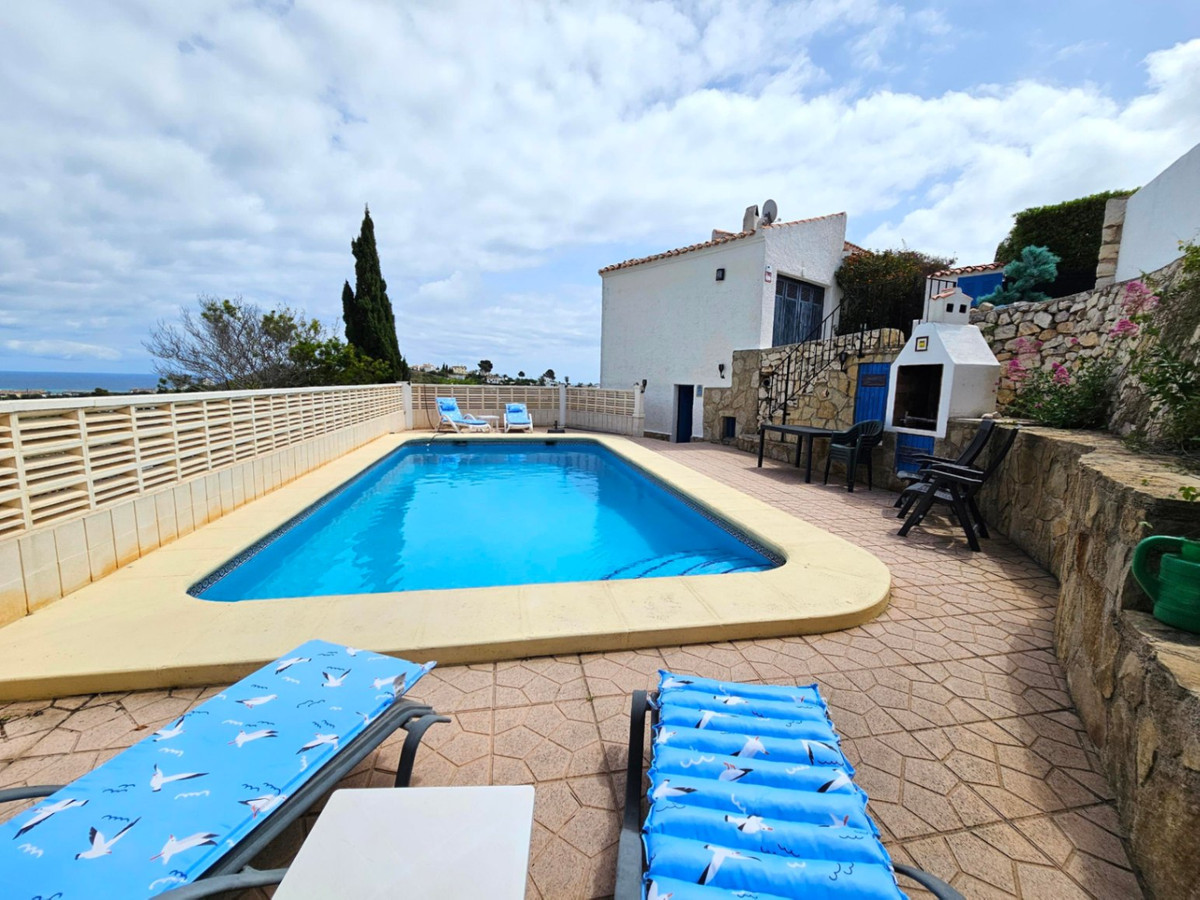 Se vende Villa - Chalet de 3 dormitorios en Costa Blanca, Alicante, España