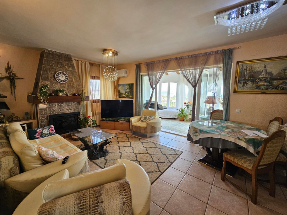 Se vende Villa - Chalet de 3 dormitorios en Costa Blanca, Alicante, España