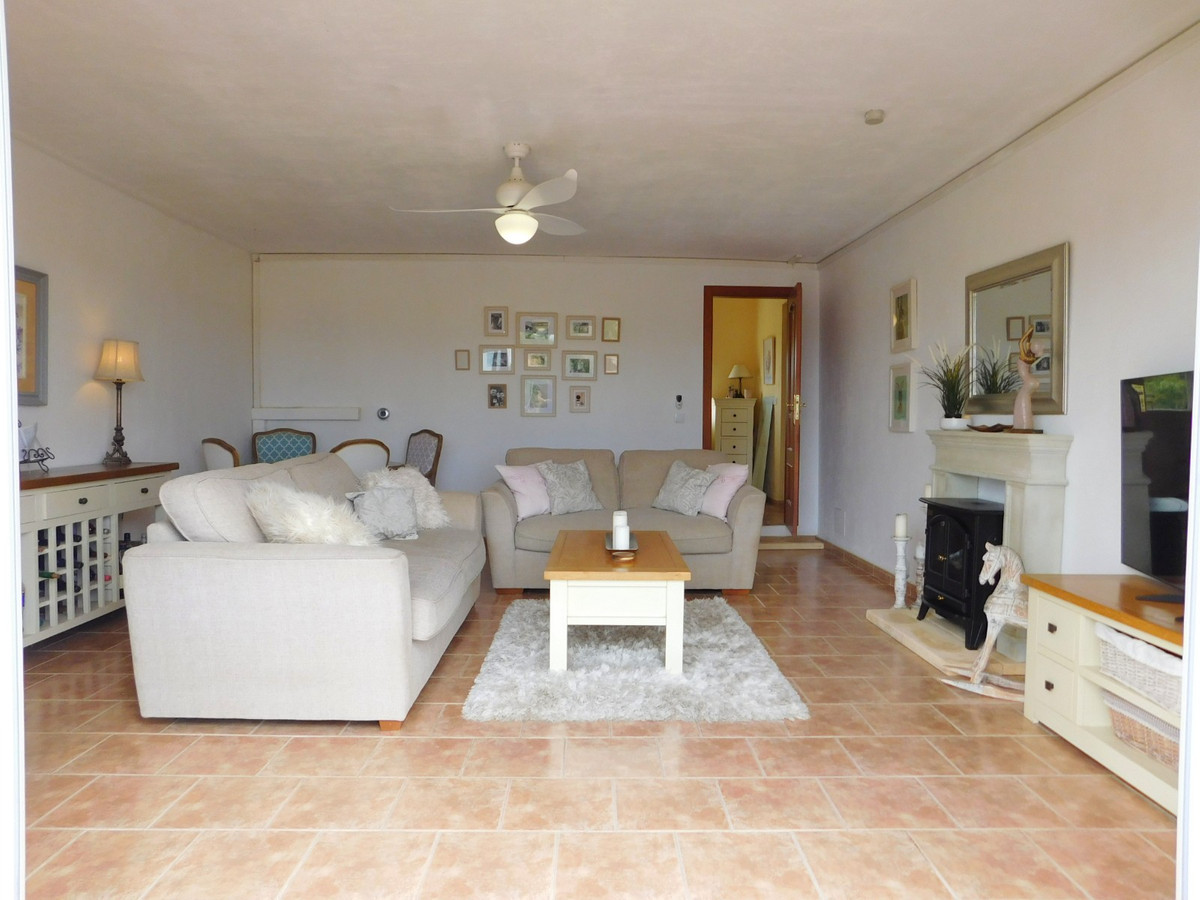 Se vende Villa - Chalet de 3 dormitorios en Costa Blanca, Alicante, España