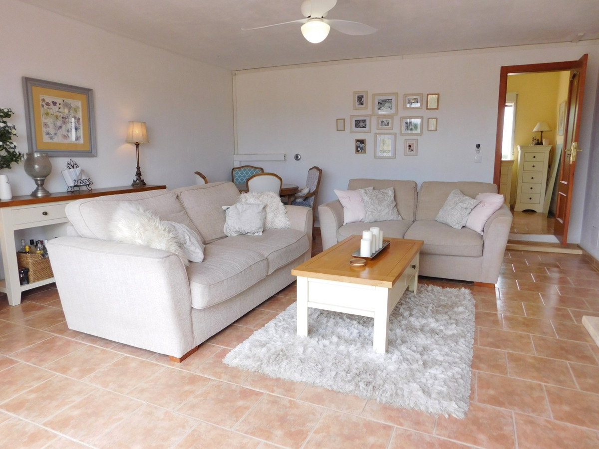 Se vende Villa - Chalet de 3 dormitorios en Costa Blanca, Alicante, España