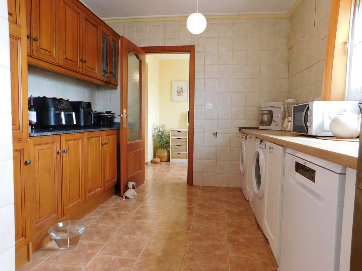 Se vende Villa - Chalet de 3 dormitorios en Costa Blanca, Alicante, España