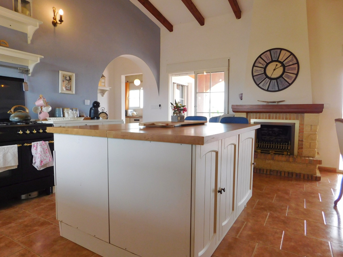 Se vende Villa - Chalet de 3 dormitorios en Costa Blanca, Alicante, España