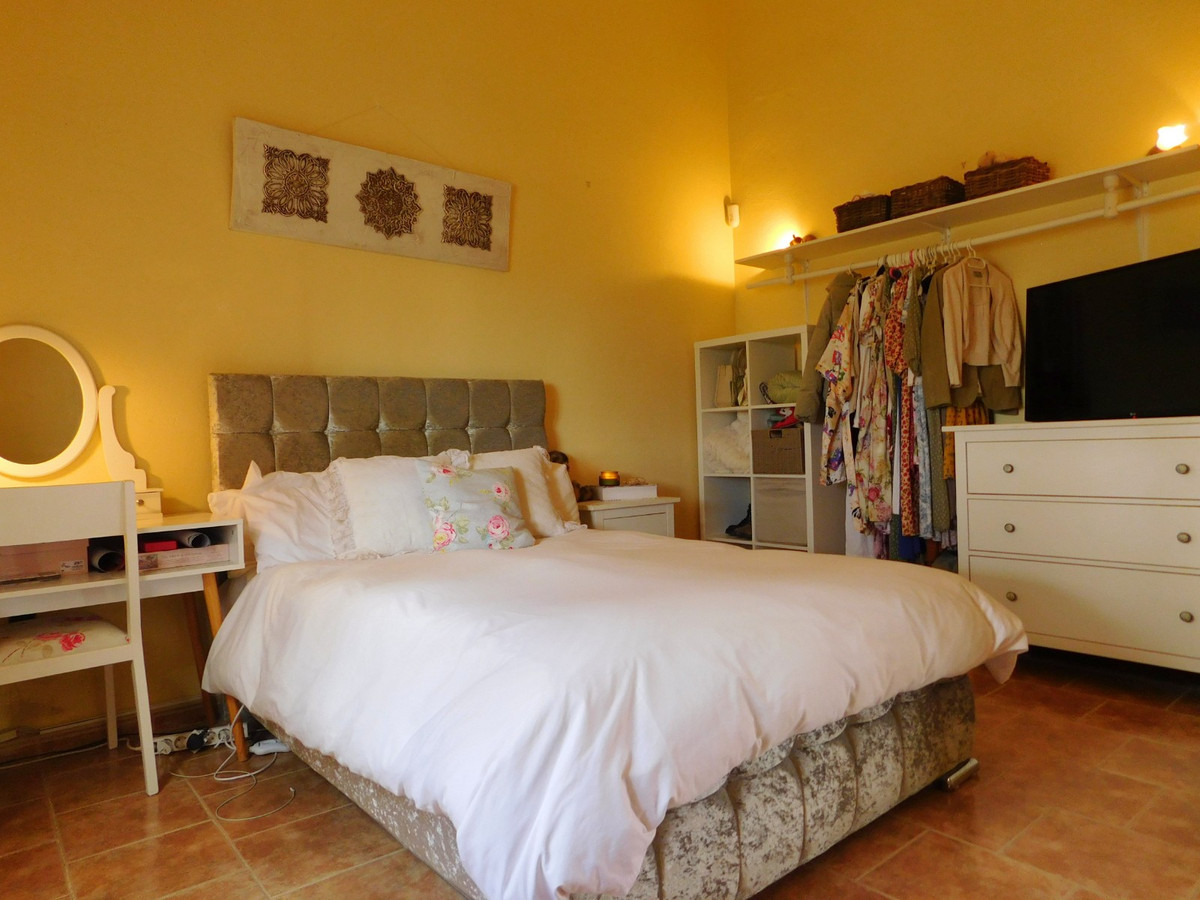 Se vende Villa - Chalet de 3 dormitorios en Costa Blanca, Alicante, España